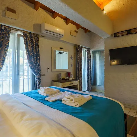 Ξενοδοχείο Alacati Aura