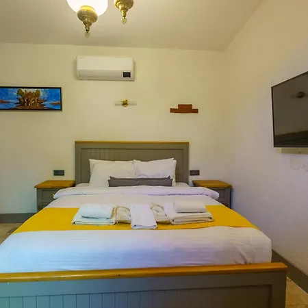 Ξενοδοχείο Alacati Aura