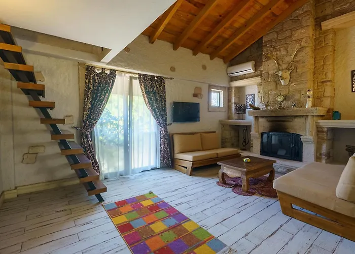 Alaçatı Aura Hotel 2*