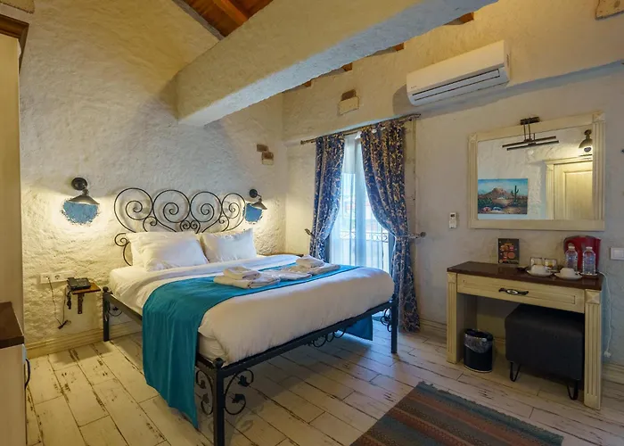 Alacati Aura