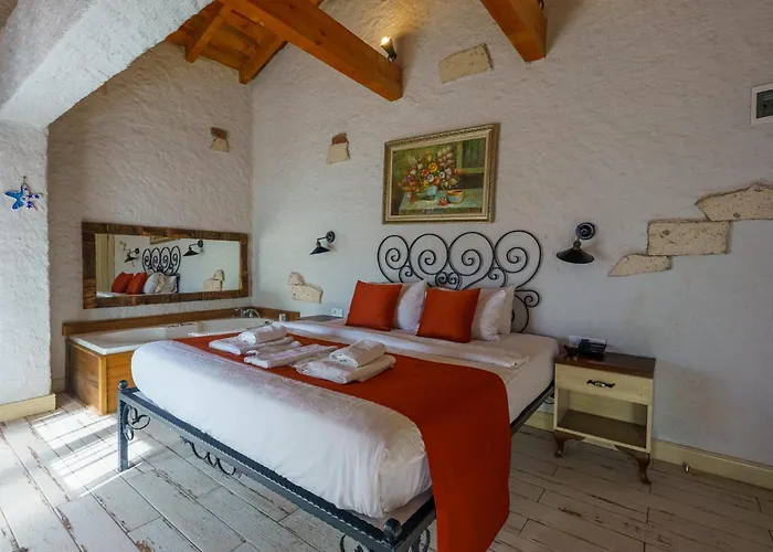 Alacati Aura 2*