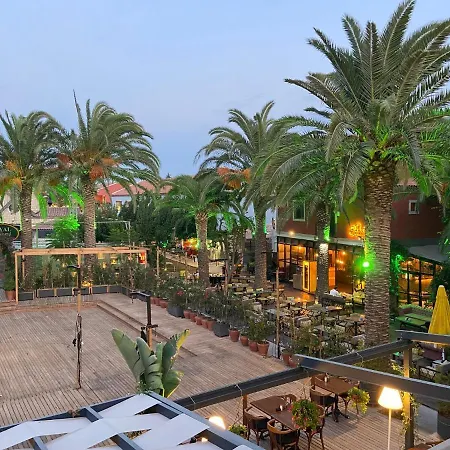 Отель Alacati Aura