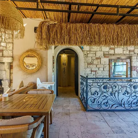 Alacati Aura Hotel