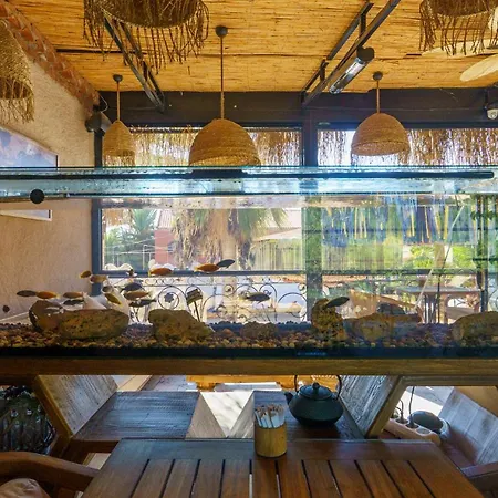 Отель Alacati Aura