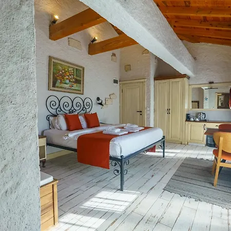 Alacati Aura 2*