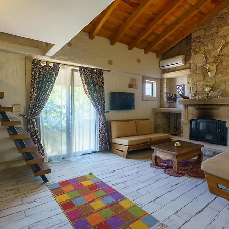 Alacati Aura Hotel 2*