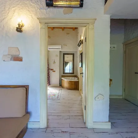 Alacati Aura Отель