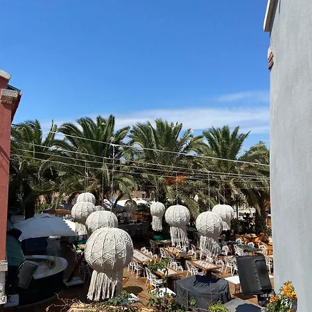 Отель Alacati Aura