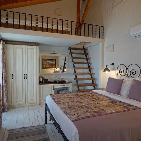 Alacati Aura Hotel 2*