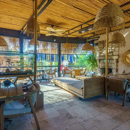 Alacati Aura 2* Izmir